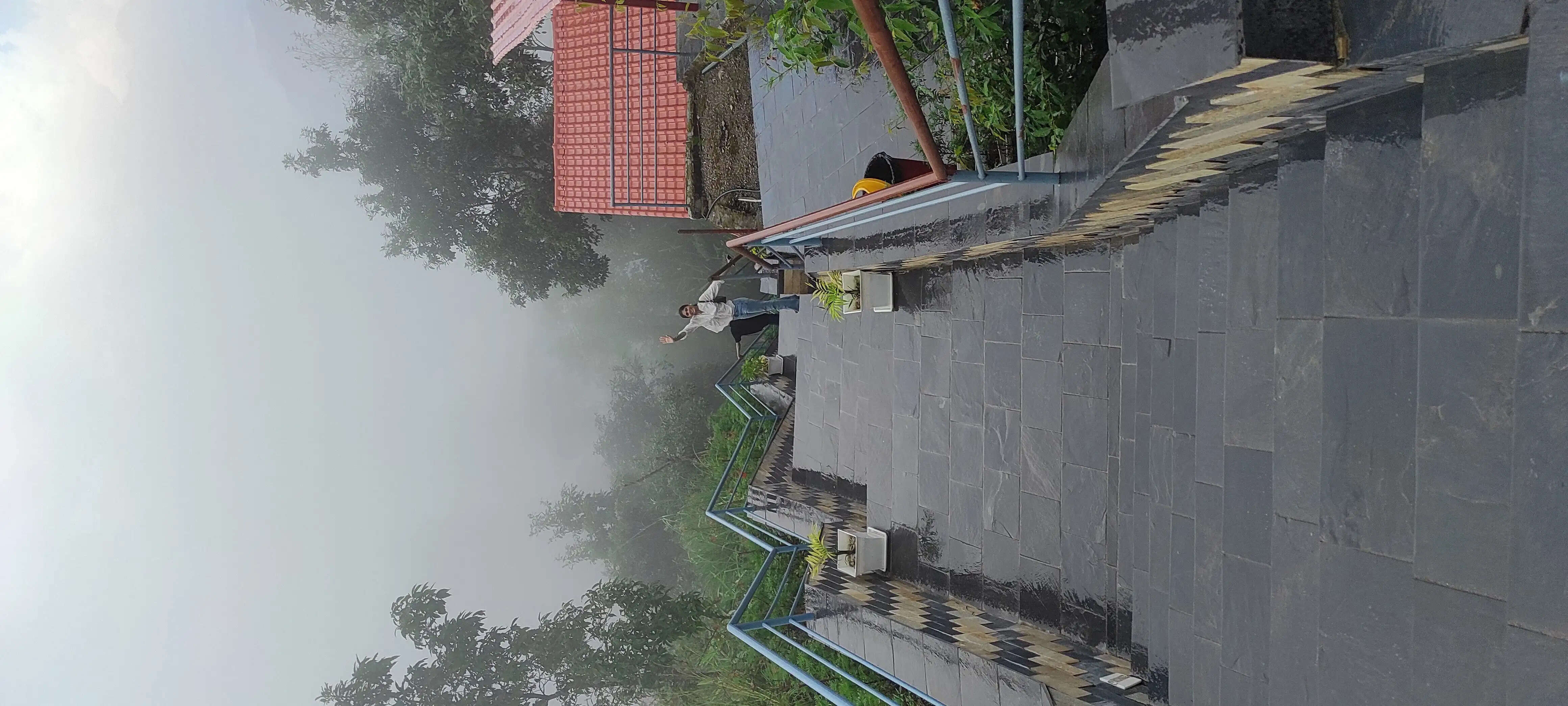 नेपाल से भारतीय पर्यटकों का हो रहा मोहभंग,नए कानून के कारण पर्यटकों की घटी संख्या