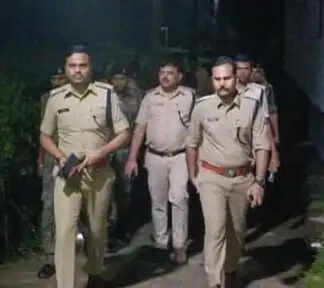 मंदिर से निकले युवक की गोली मारकर हत्या, पकरा के बांसबाड़ी में मिला शव