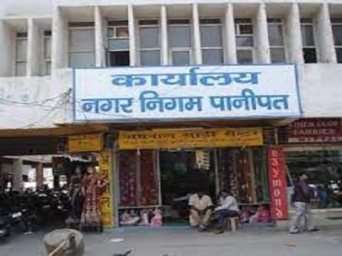 पानीपत में सफाई कर्मियों की हड़ताल बेअसर,निजी एजेंसियों ने संभाला मोर्चा