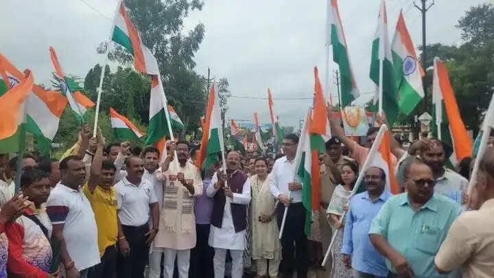 अनूपपुर: स्वतंत्रता के लिए असंख्य वीरों के त्याग और बलिदान को राष्ट्र कभी विस्मृत नहीं कर सकता- दिलीप जायसवाल