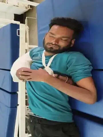 जांजगीर-चांपा में सड़क हादसा: बाइक फिसलने से महिला की मौत, ग्रामीणों ने किया चक्का जाम