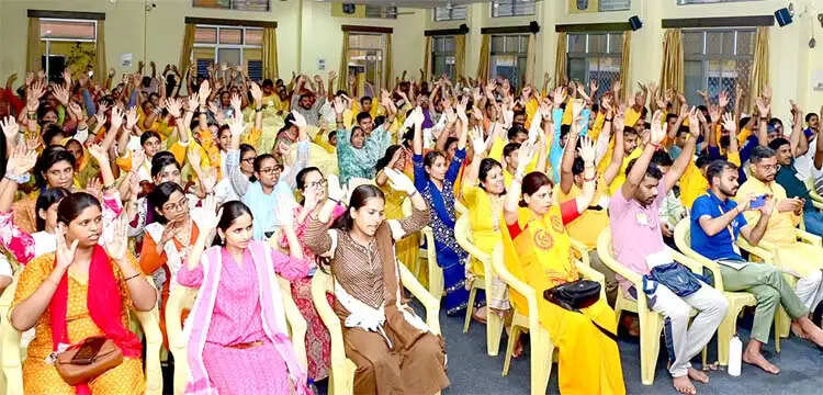युवा जागरण शिविर में दिल्ली के युवाओं ने सीखा व्यक्तित्व निर्माण से राष्ट्र निर्माण का मंत्र