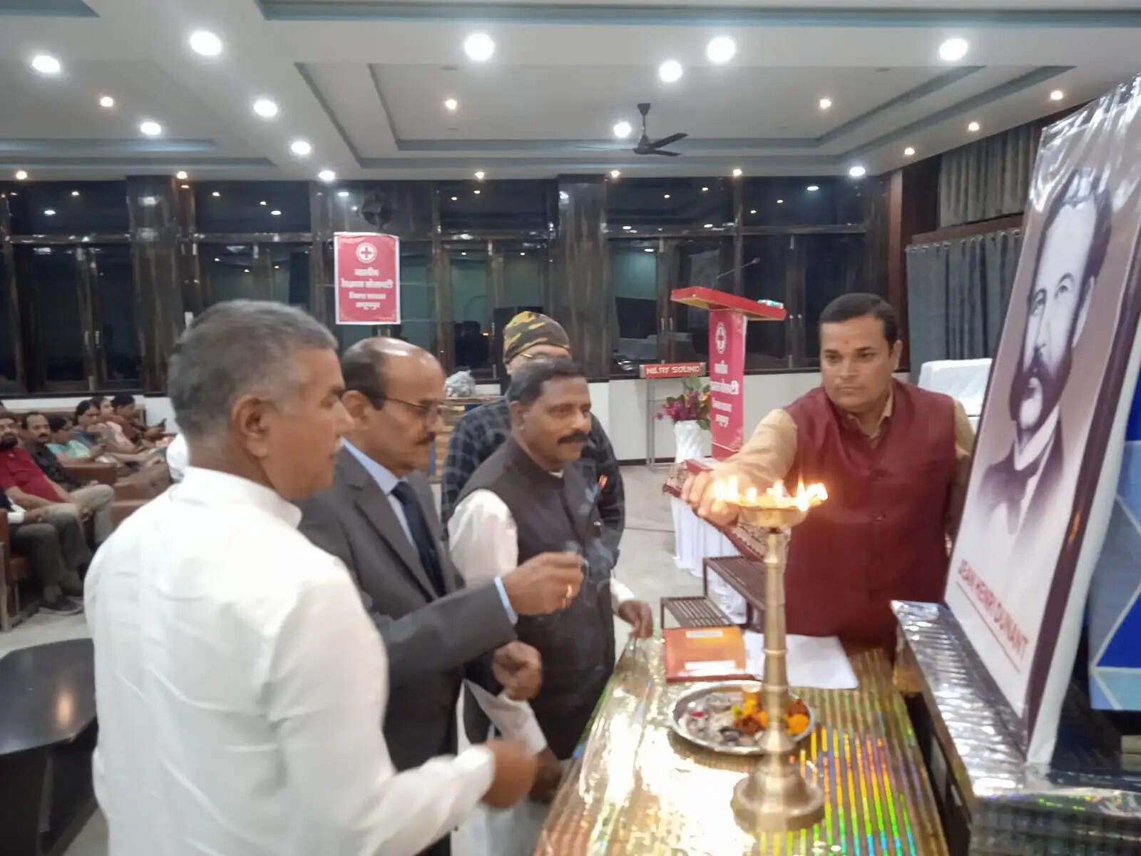 अनूपपुर: रेडक्रास का उद्देश्य केवल संगठन नहीं बल्कि मानवता की सेवा है- प्रांत सभापति एस.एस.कुमरे