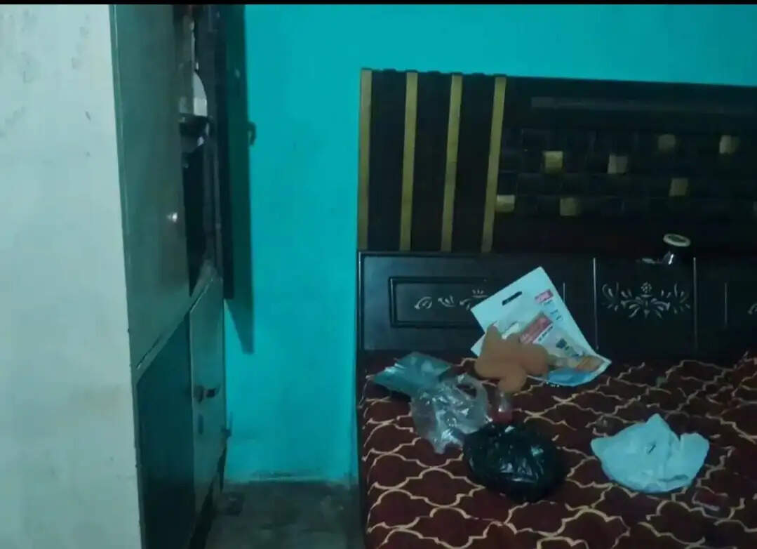 बिजनौर : स्योहारा में घर से लाखों की चोरी, जेवर नकदी ले गये चोर