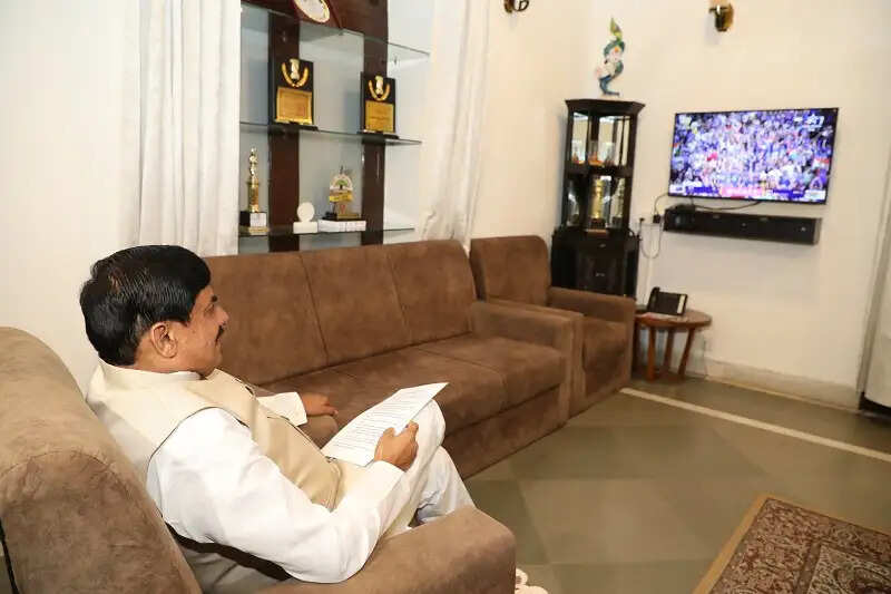 भारत के टी-20 विश्व कप चैंपियन बनने पर मध्य प्रदेश में मना जश्न, जमकर हुई आतिशबाजी