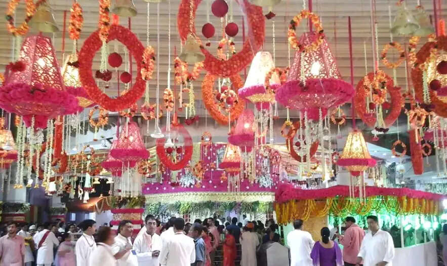 शारदीय नवरात्रि शुरू, नौ दिन होगी मां दुर्गा के नौ स्वरूप की पूजा