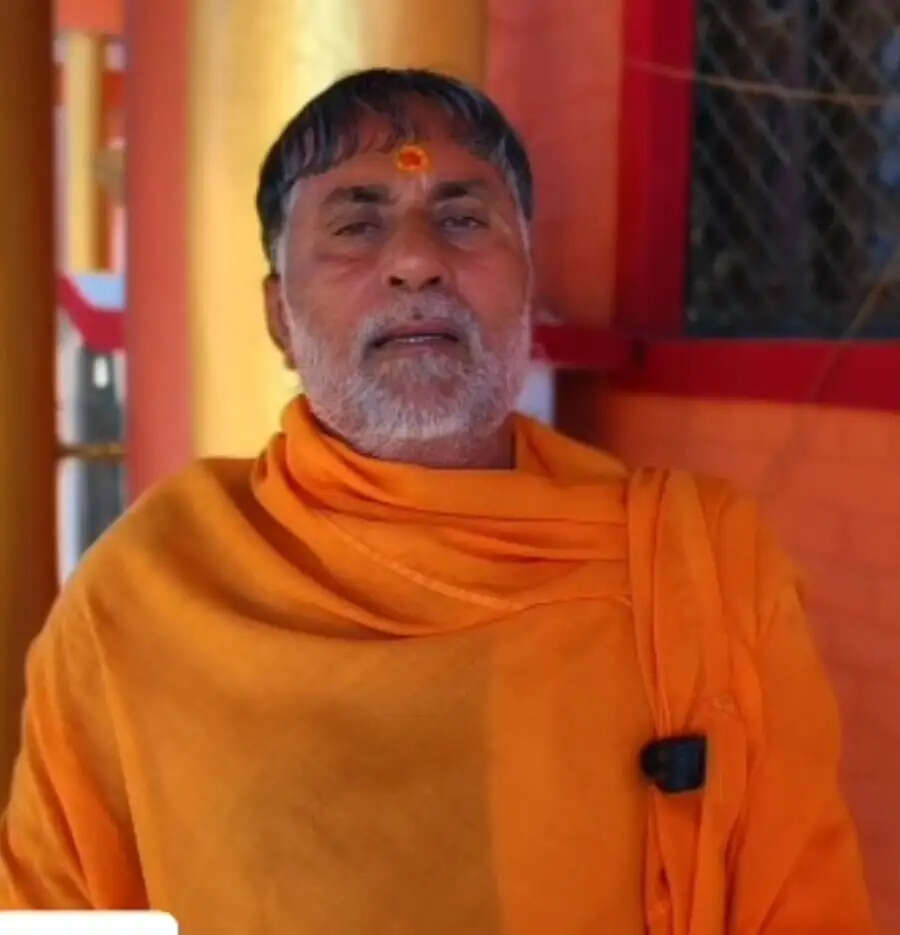 बड़ौत कस्बे में नाबालिग किशोरी लापता, स्वामी यशवीर महाराज ने दी धरने की चेतावनी