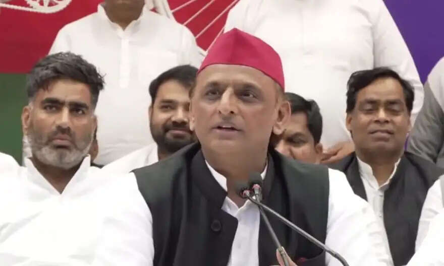 उप्र विधानसभा मानसून सत्र में बेरोजगारी, भ्रष्टाचार और मंदिर चढ़ावे का मुद्दा उठाएगी सपा : अखिलेश यादव