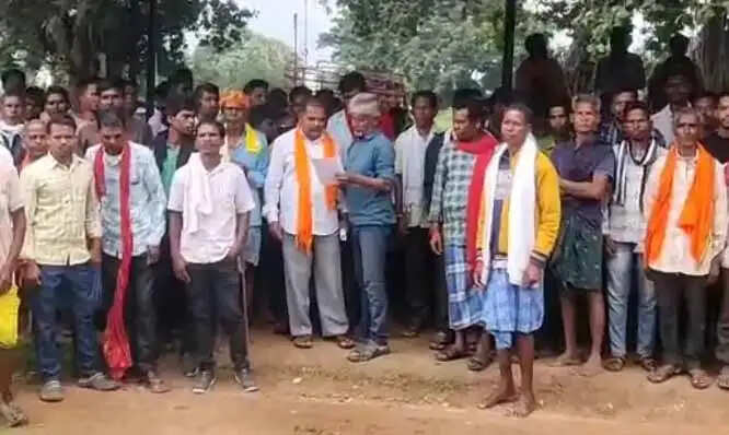 मारागांव के ग्रामीण ने वन अधिकार में मिली भूमि के सीमांकन व जांच की मांग