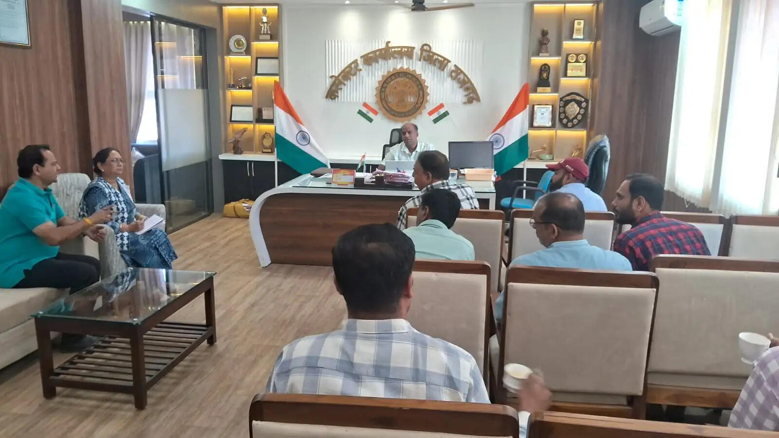 राजगढ़ः अस्पताल प्रषासन की समीक्षा बैठक आयोजित, कलेक्टर ने व्यवस्था सुधार के दिए निर्देश