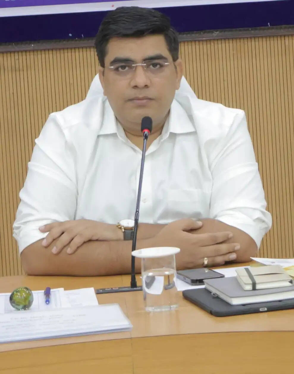 कोरबा में सभी पीएचसी में एंटी रेबीज वैक्सीन और एंटी-स्नेक वेनम उपलब्ध रखने के निर्देश