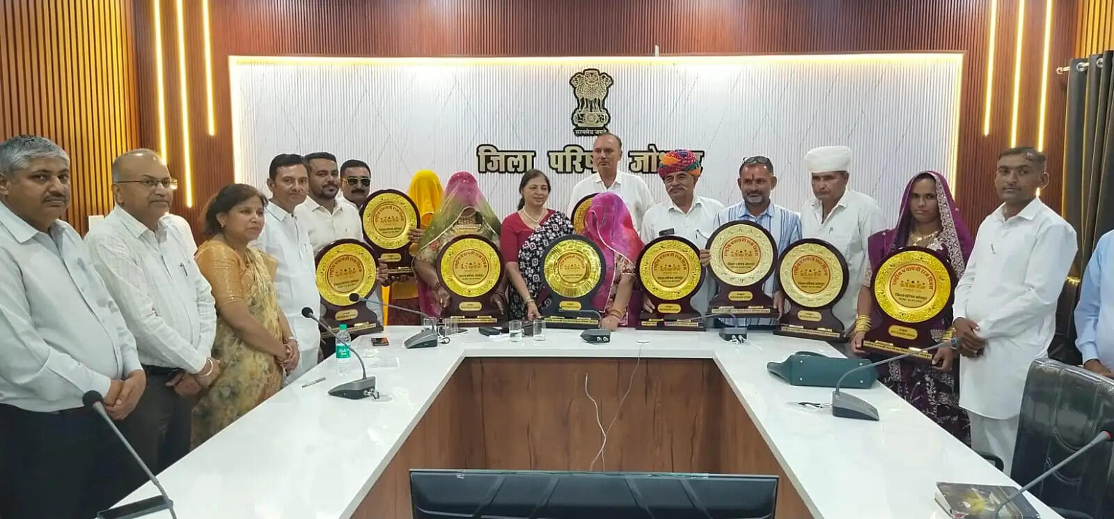 राष्ट्रीय पंचायतीराज दिवस पर उत्कृष्ट सरपंचों का सम्मान