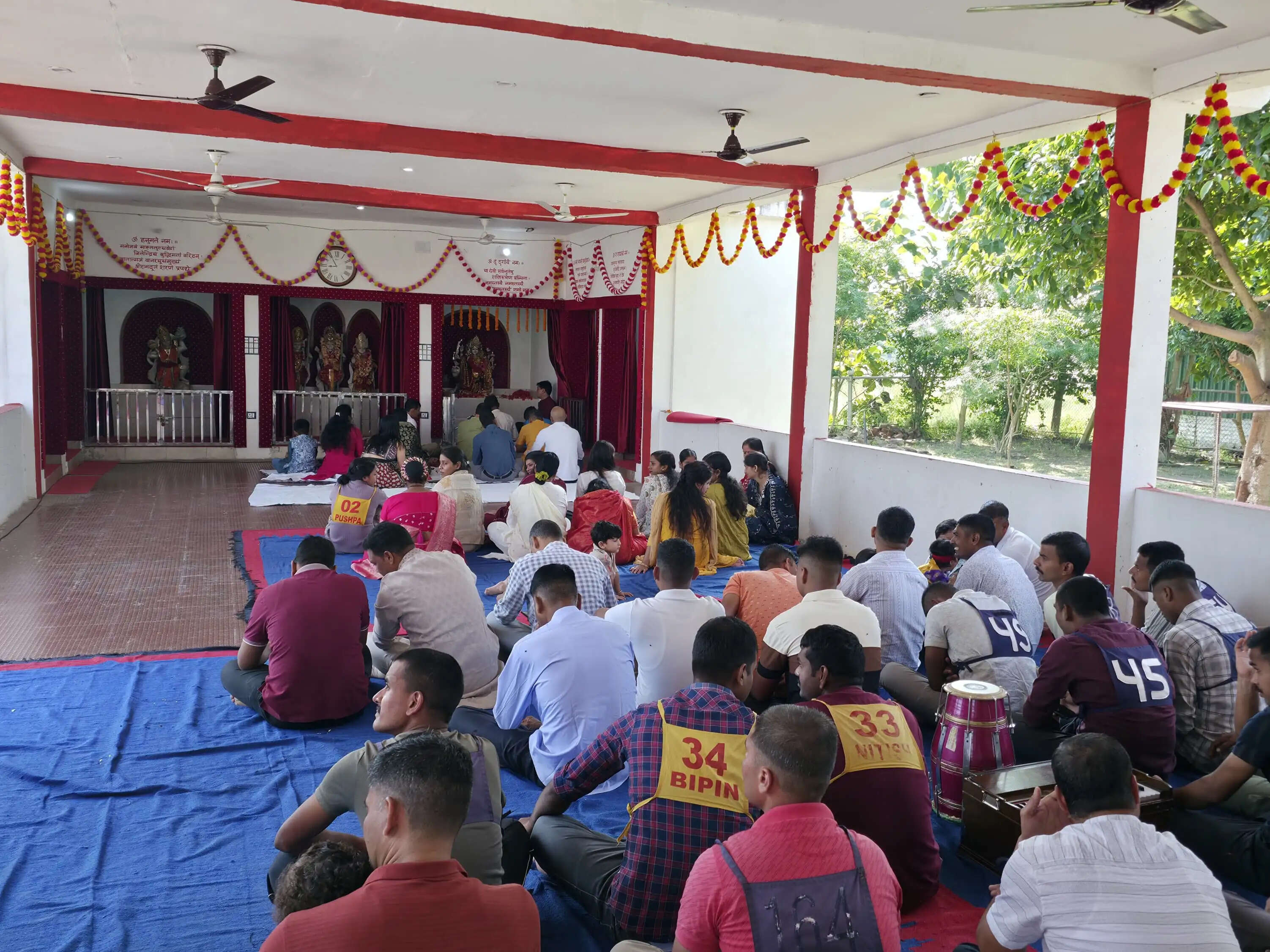एसएसबी सुपौल में विधि-विधान से हुई कलश स्थापना, मां दुर्गा की आराधना में शामिल हुए अधिकारी व जवान