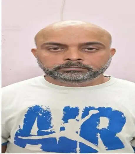 कपड़ा व्यापारियों से दाे करोड़ की ठगी करने वाली गैंग का मुख्य आरोपित गिरफ्तार