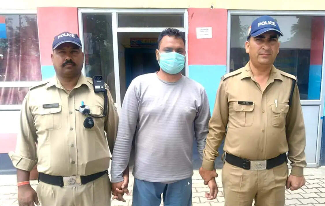 इंस्टाग्राम से चल रहा था ठगी का खेल, एटीएम फ्रॉड गैंग का सदस्य गिरफ्तार