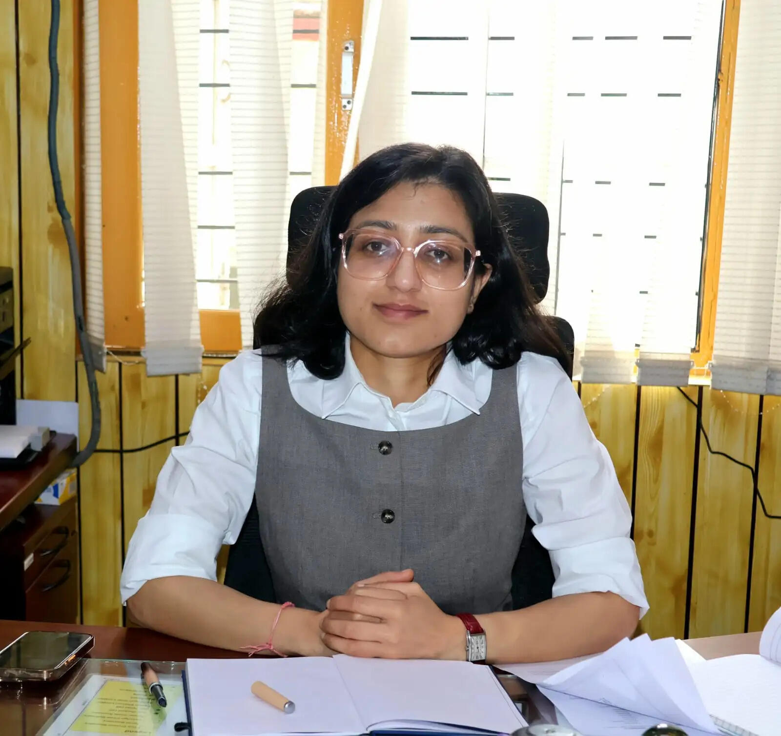 अलीशा चौहान ने संभाला एसडीएम करसोग का कार्यभार