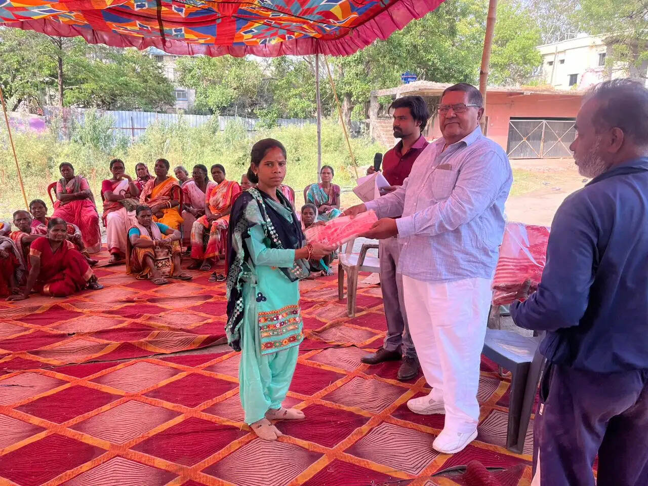 सरहुल पर्व की तैयारी तेज, रांची में महिलाओं का सम्मान समारोह आयोजित