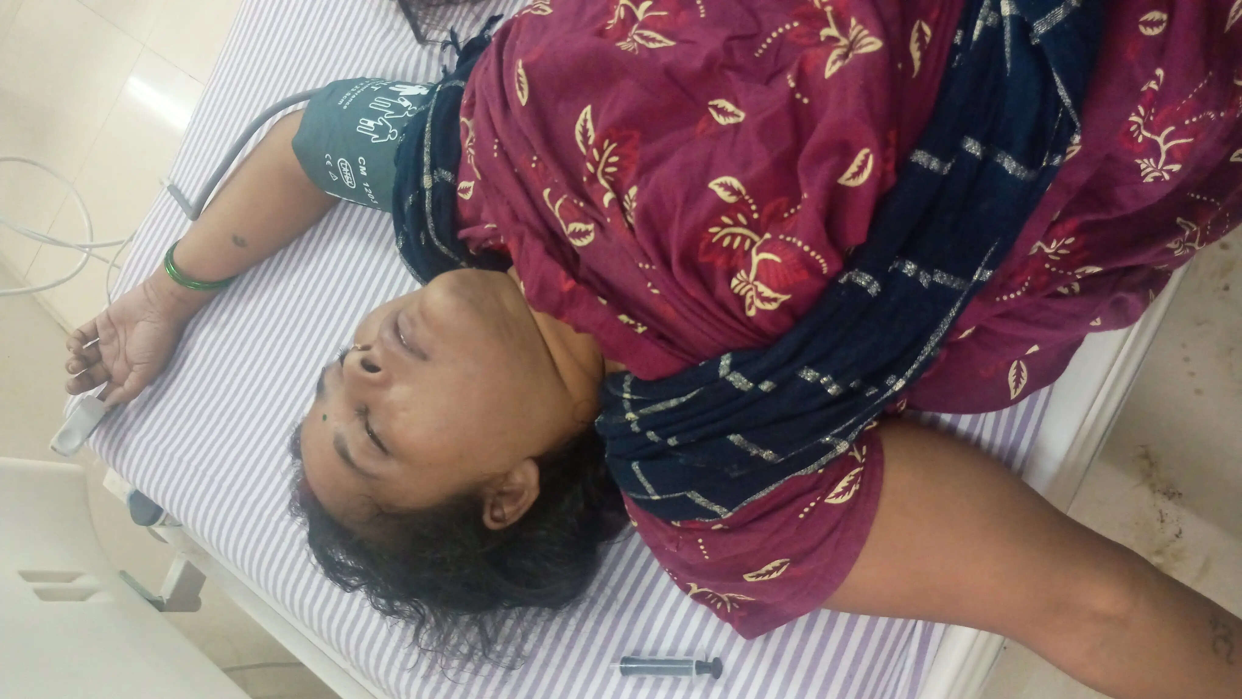 देवरिया : सर्पदंश के बाद परिजन लेकर पहुंचे थे मेडिकल कॉलेज, इलाज के दौरान मौत
