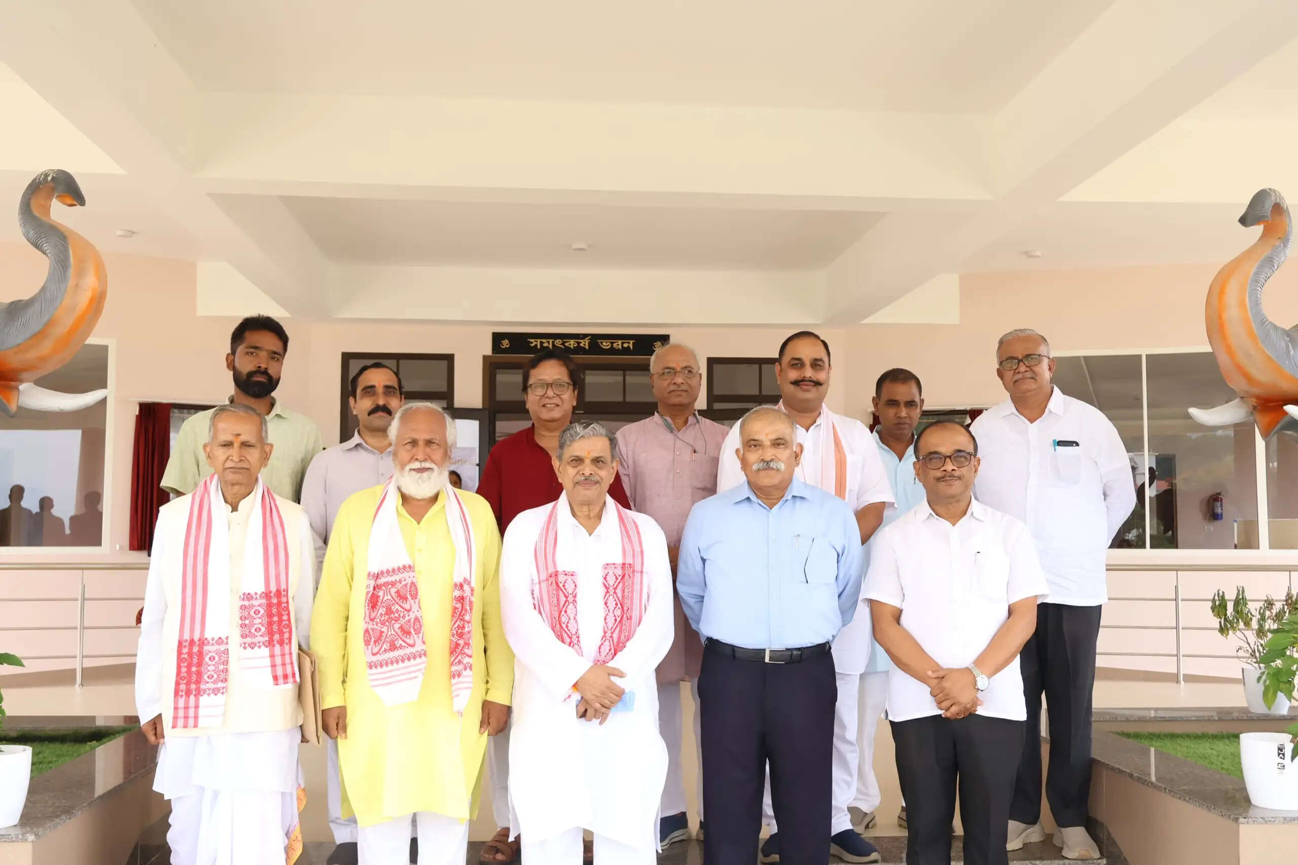 शिक्षा में भारतीय जीवन-मूल्यों के साथ वैश्विक दृष्टिकोण जरूरी : दत्तात्रेय होसबाले