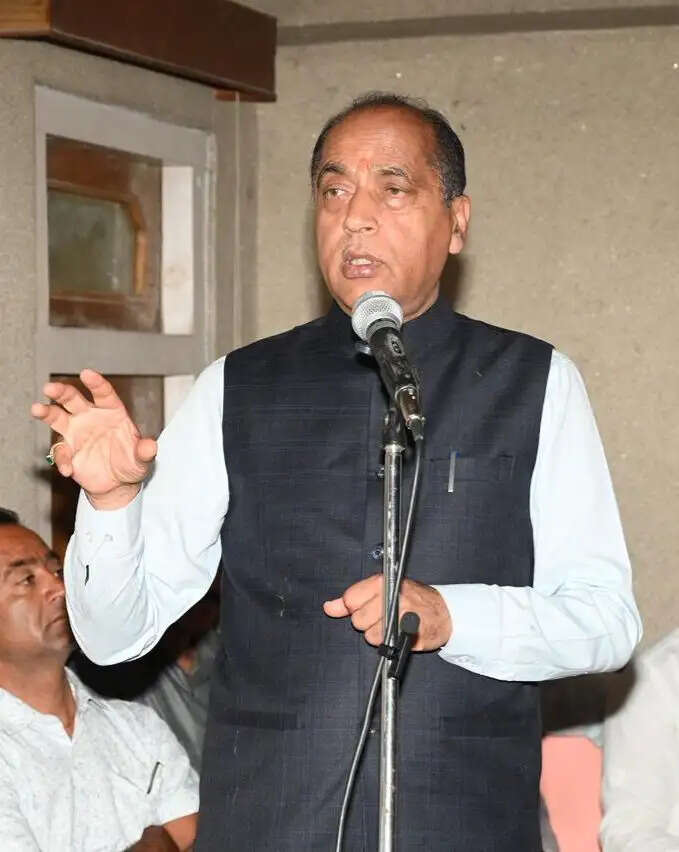 मुख्यमंत्री की दस गारंटियां पूरी करने का दावा सफ़ेद झूठ : जयराम ठाकुर