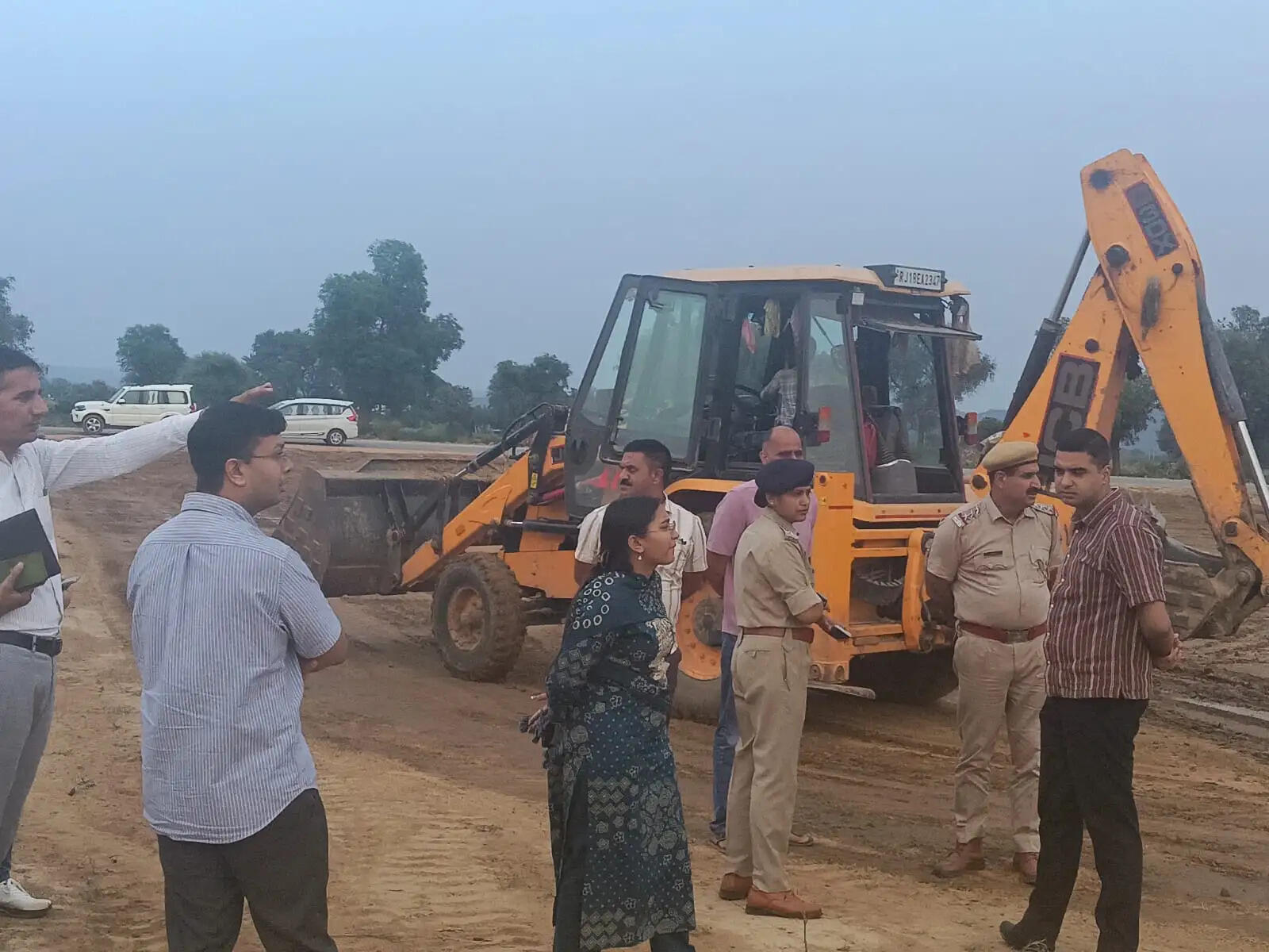 मुख्यमंत्री की खैरथल यात्रा को लेकर प्रशासन तैयारियों में जुटा