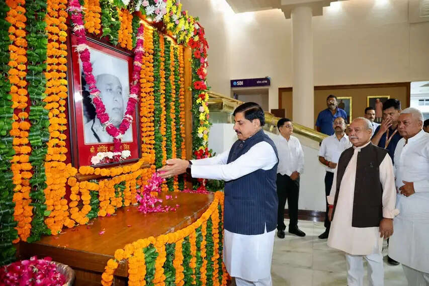 नई पीढ़ी को पूर्व मुख्यमंत्री स्व. गोविन्द नारायण सिंह से सेवा और समर्पण की लेनी चाहिए सीख : मुख्यमंत्री डॉ. यादव