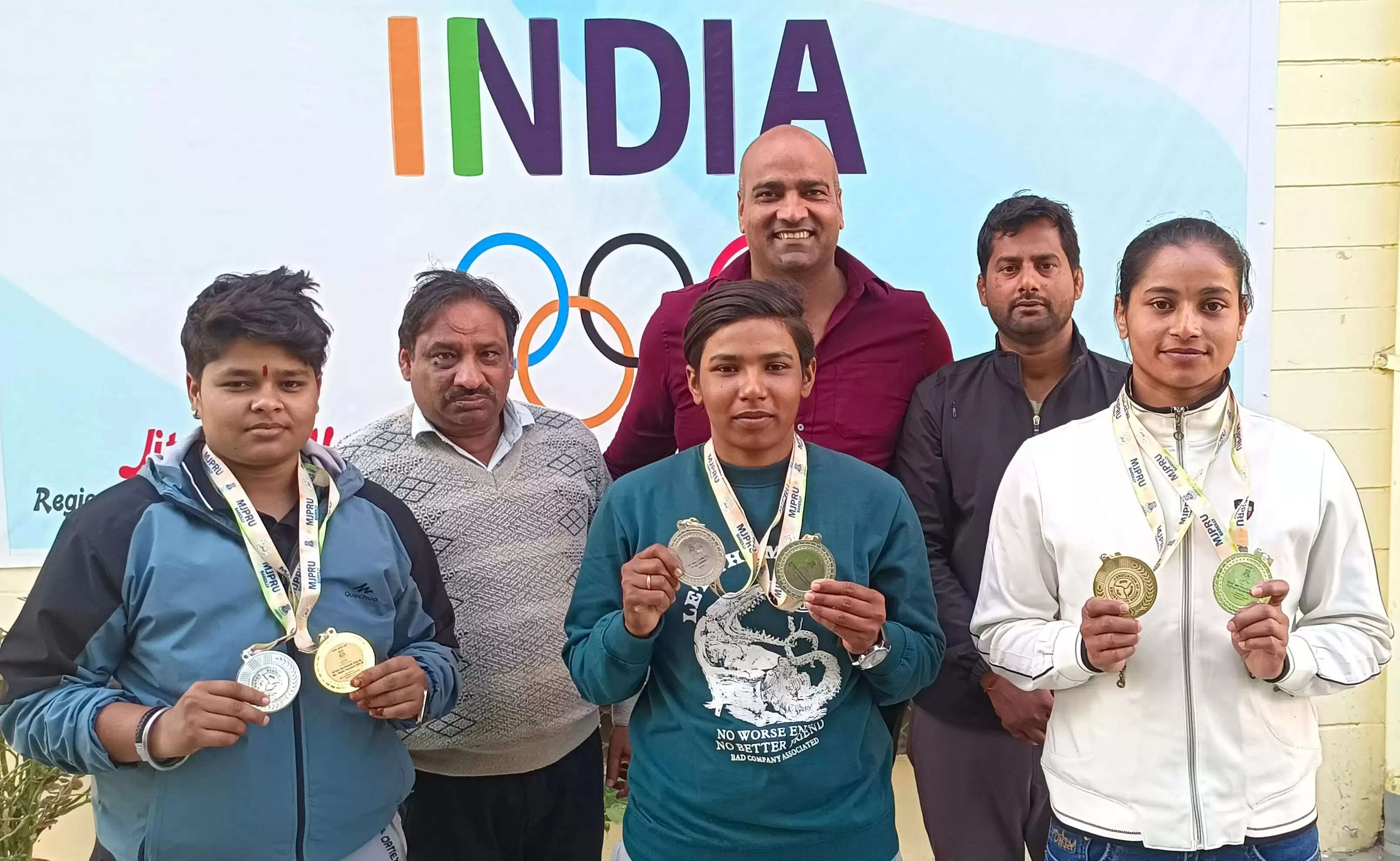 आल इंडिया इंटर ग्रेप्लिंग प्रतियोगिता में छाए मुरादाबाद के खिलाड़ी, जीते स्वर्ण व रजत पदक