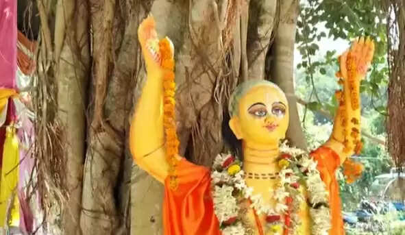 बेलदा के मोयनापाड़ा में 500 साल पुराना रास उत्सव, चैतन्य महाप्रभु की स्मृति में नगर संकीर्तन व भव्य शोभायात्रा