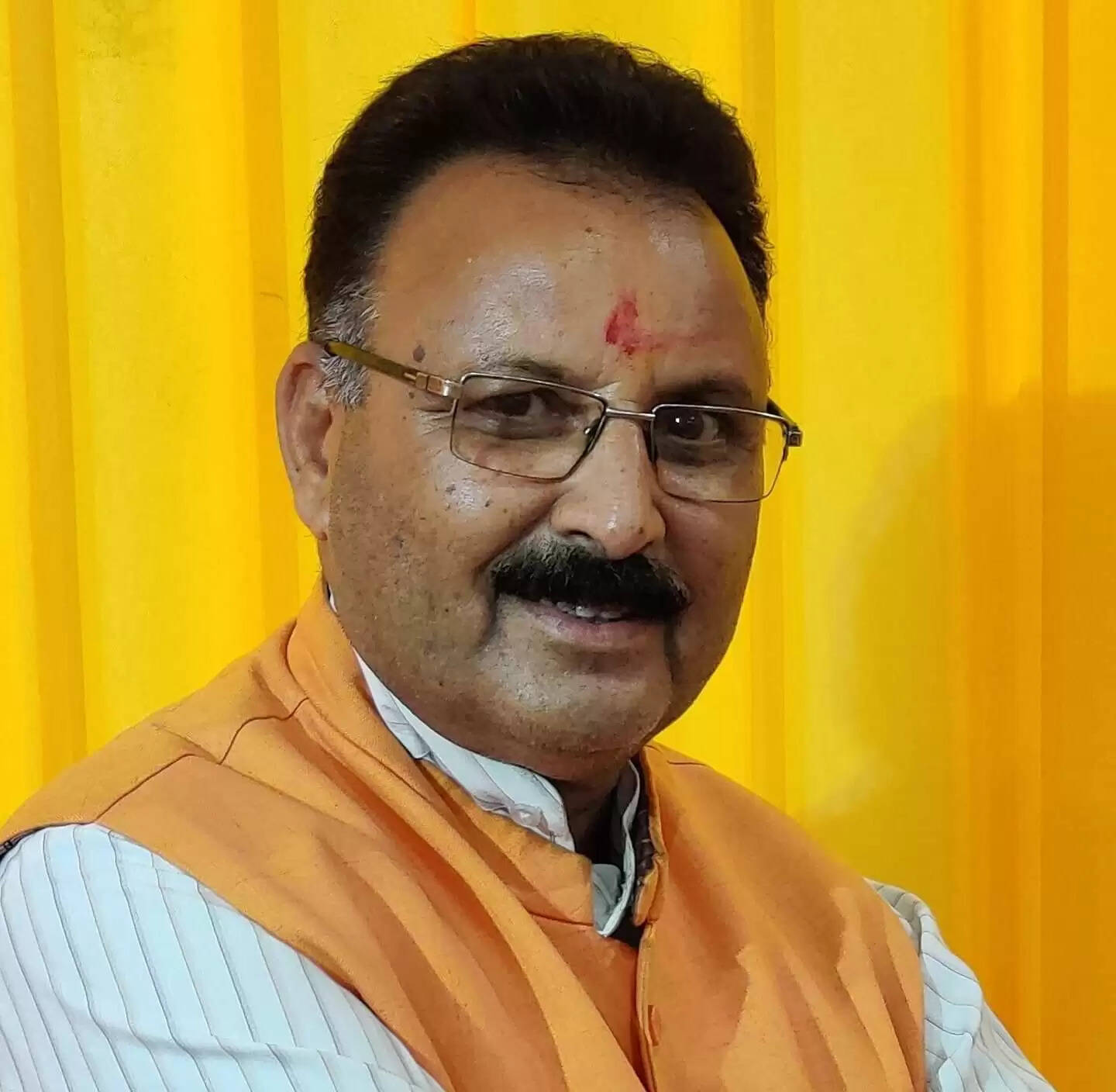 छात्रों पर बल प्रयोग करना सरकार की युवा विरोधी सोच का प्रमाण : इंद्र सिंह गांधी