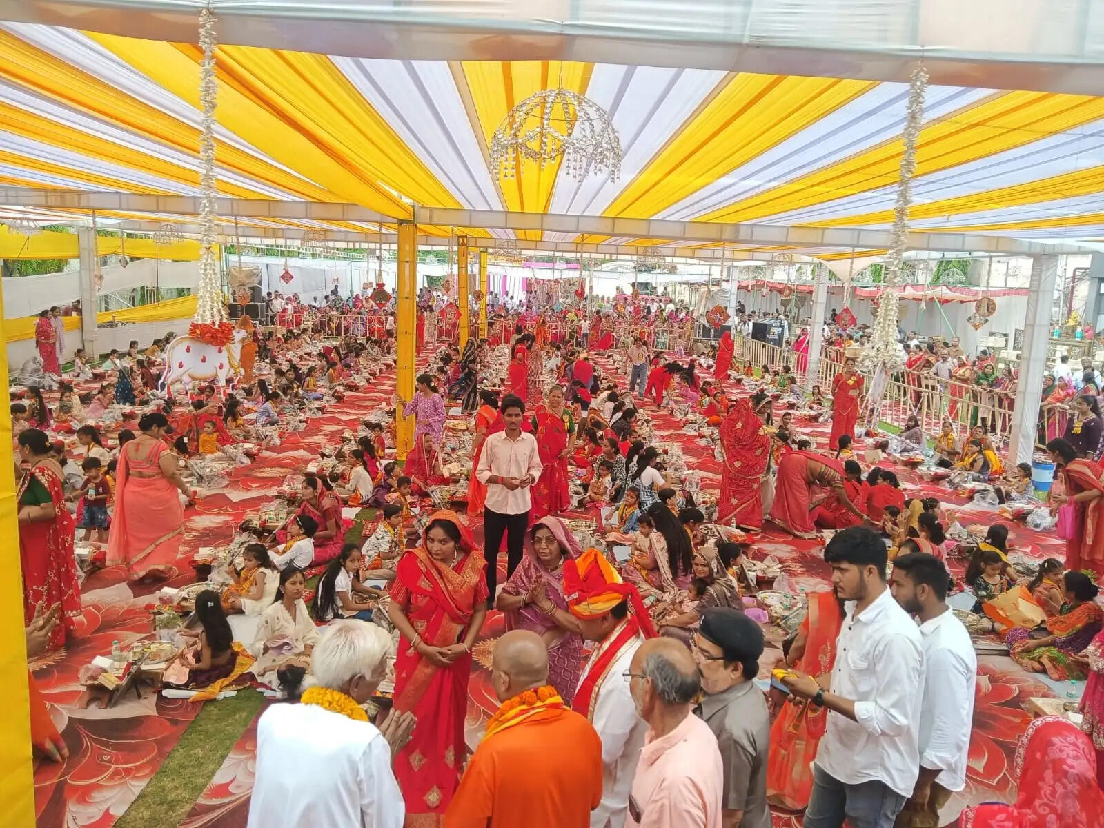 गुरु पूर्णिमा पर श्रद्धा से सराबोर हुई गुलाबी नगरी