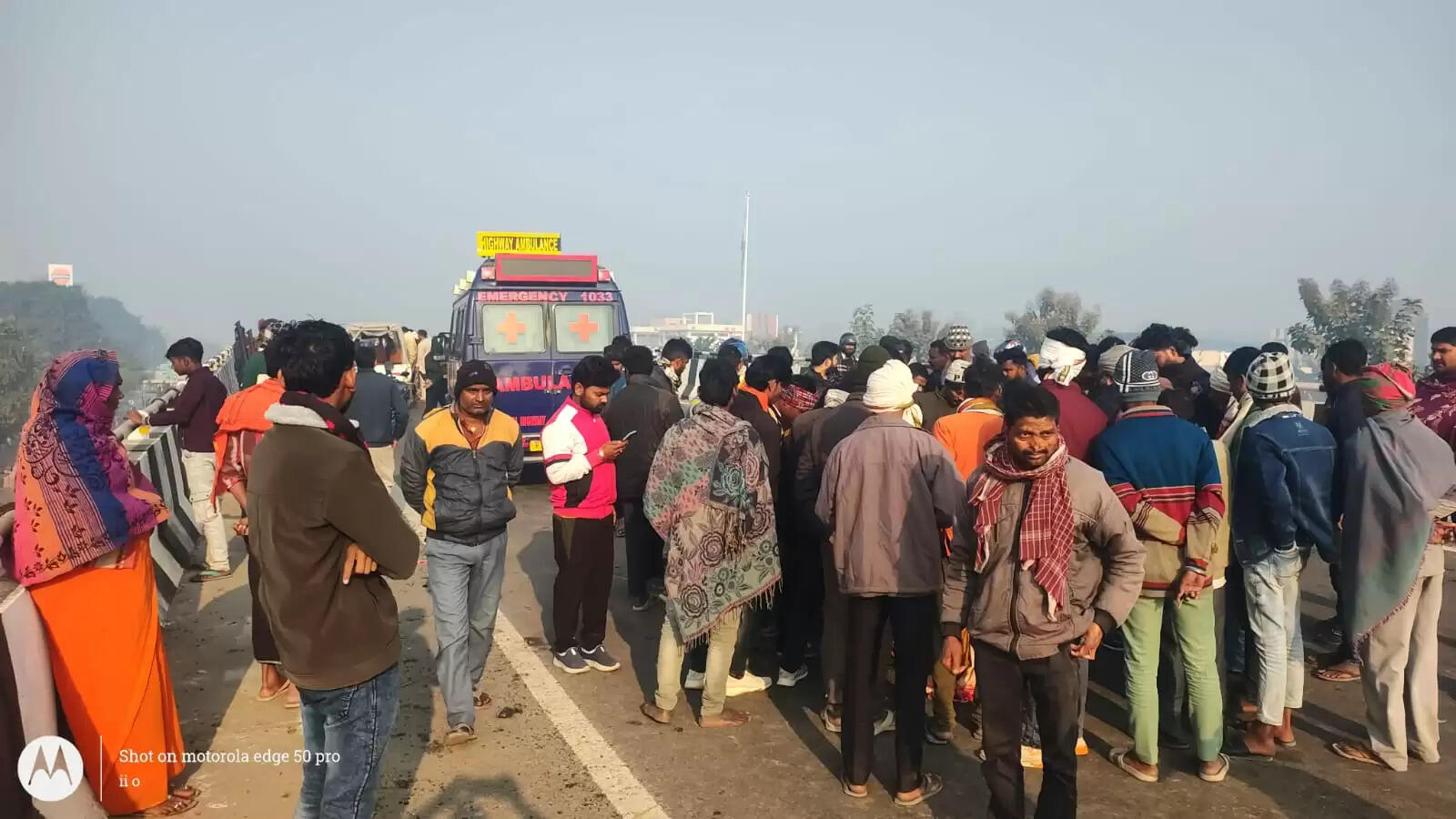 ट्रक की ठोकर से बाइक सवार बैंककर्मी की हुई मौत