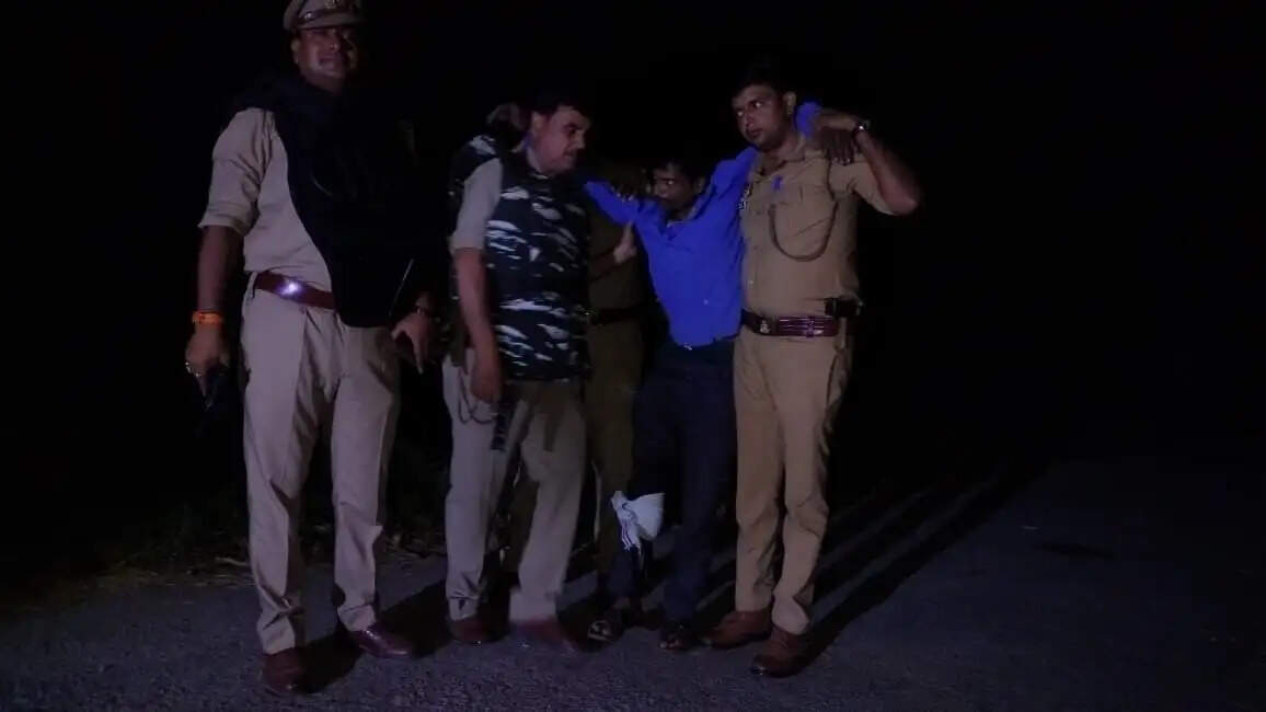 तार चोरी करने वाले गिरोह से मुठभेड़, एक बदमाश घायल