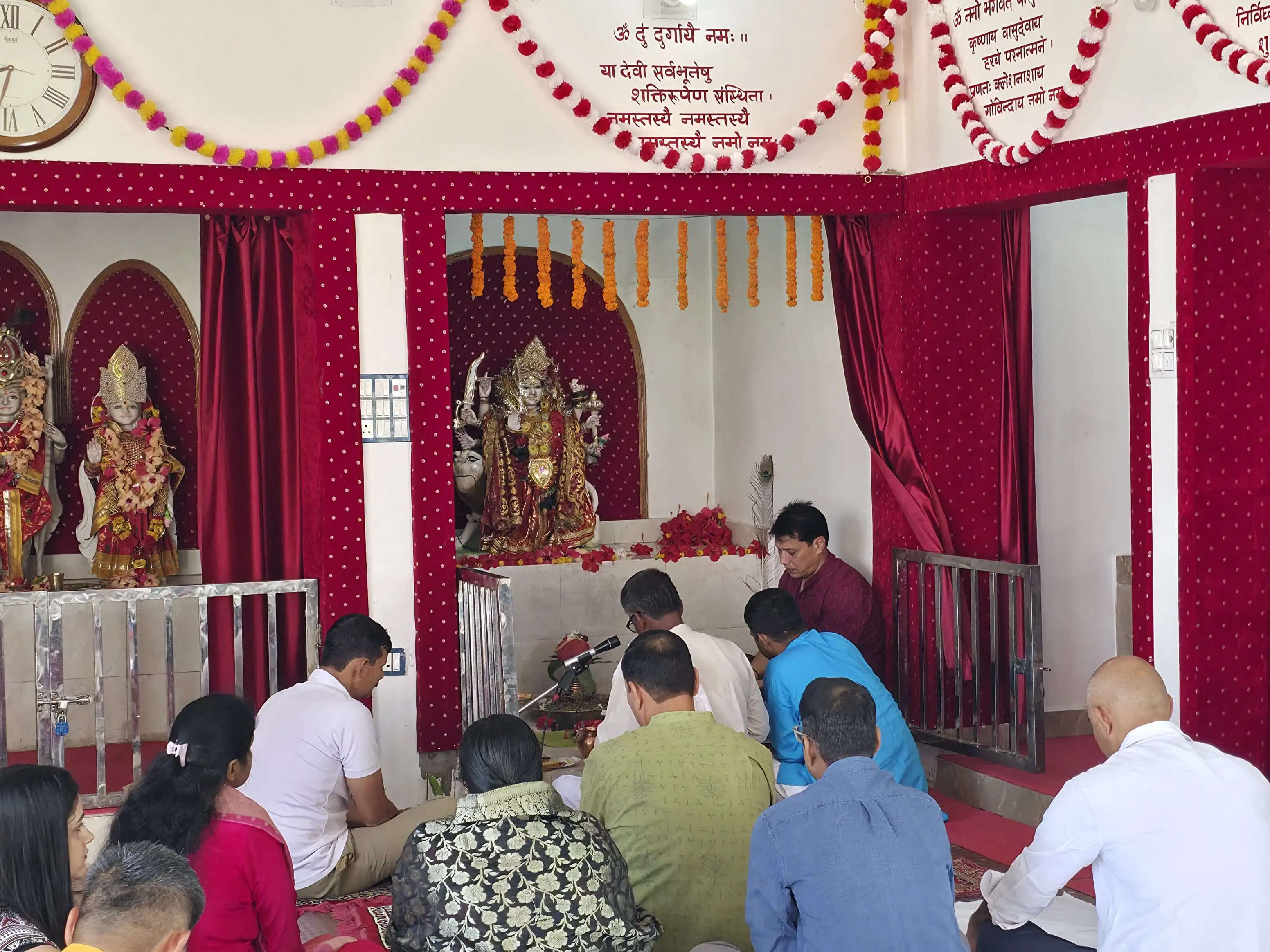एसएसबी सुपौल में विधि-विधान से हुई कलश स्थापना, मां दुर्गा की आराधना में शामिल हुए अधिकारी व जवान