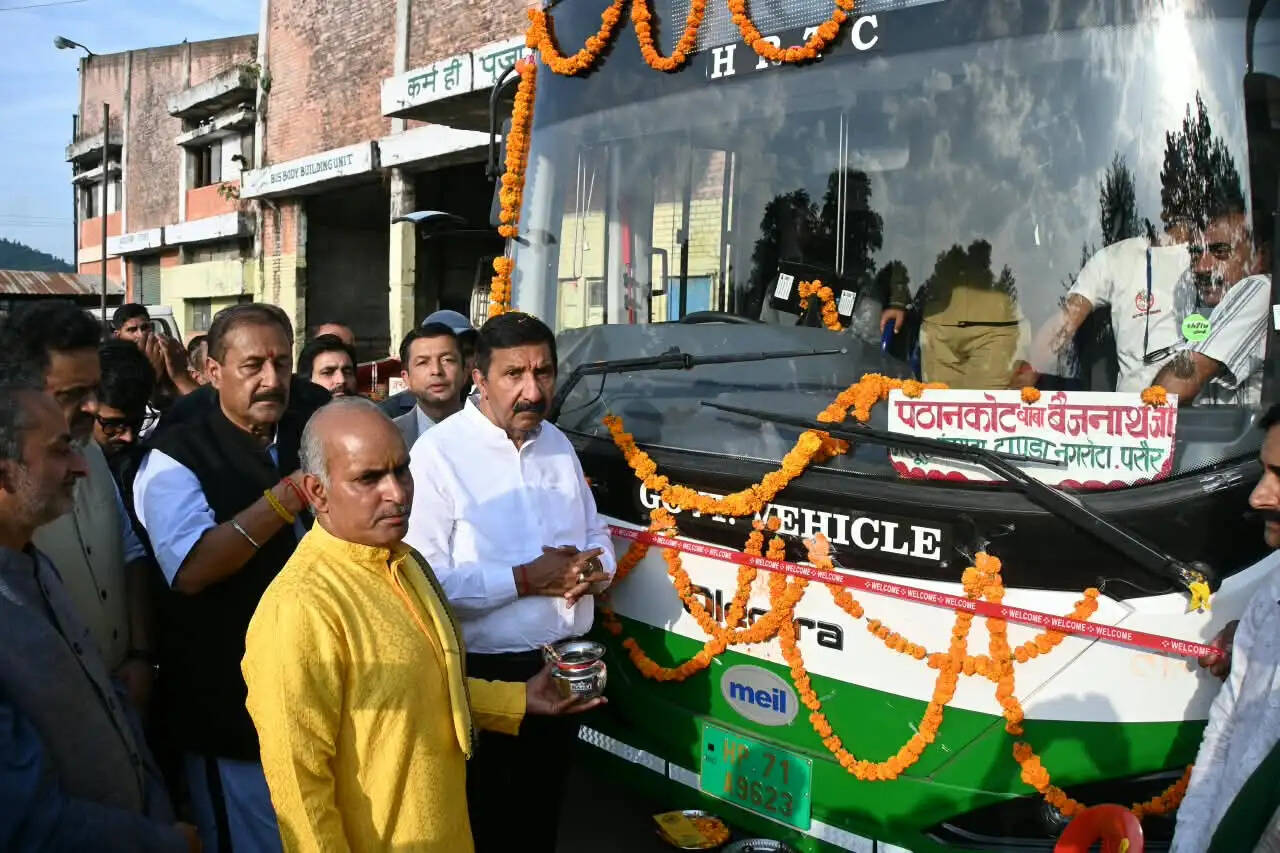 एचआरटीसी में होगी 300 ड्राइवर और 300 कंडक्टरों की भर्ती : उपमुख्यमंत्री