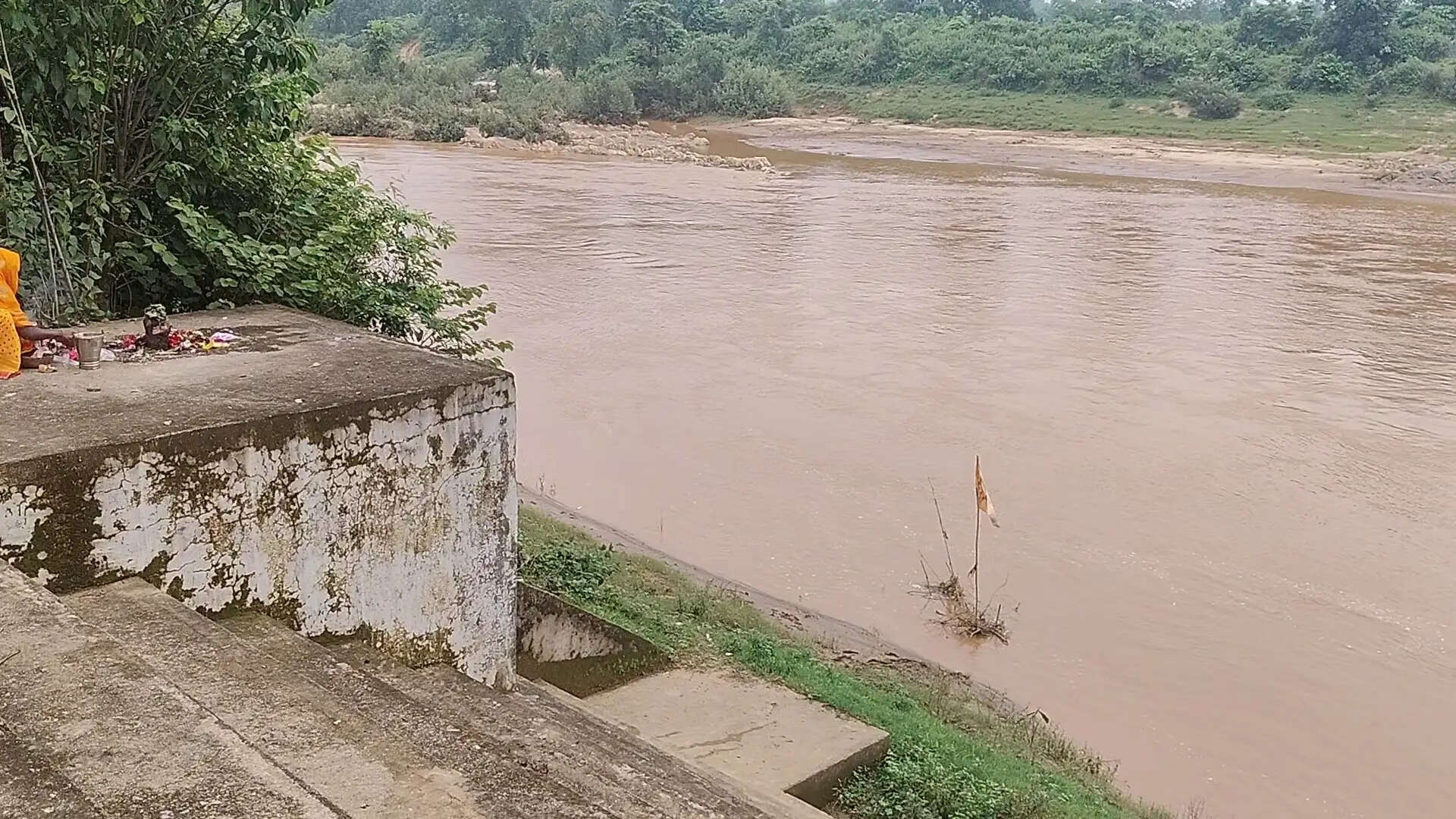 चार महीने पानी में डूबा रहता है जलकेश्वर नाथ मंदिर, मान्यता है स्वयं मां गंगा करती हैं जलाभिषेक