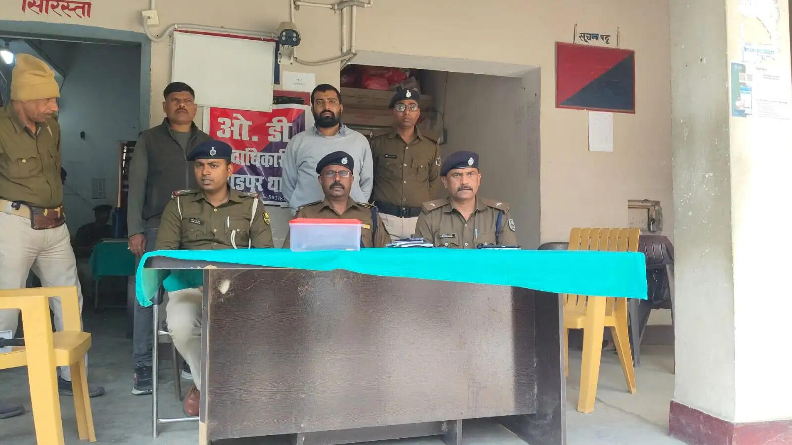 इनामी अपराधी लोडेड पिस्टल के साथ पकड़ाया