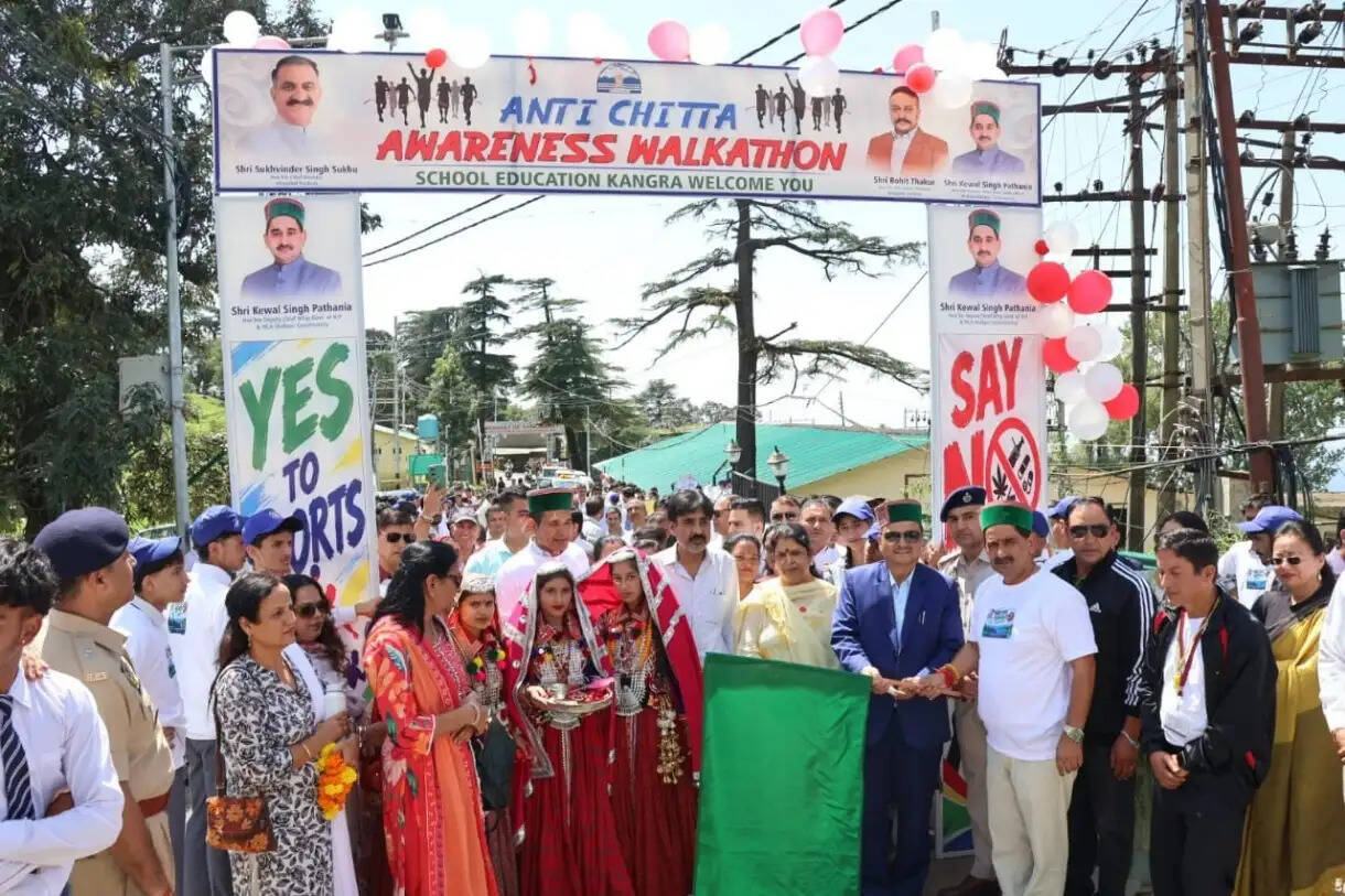 केवल सिंह पठानिया के नेतृत्व में एंटी चिट्टा अभियान, वाॅकथाॅन से आरम्भ हुआ दुर्गेश्वर महादेव मेला