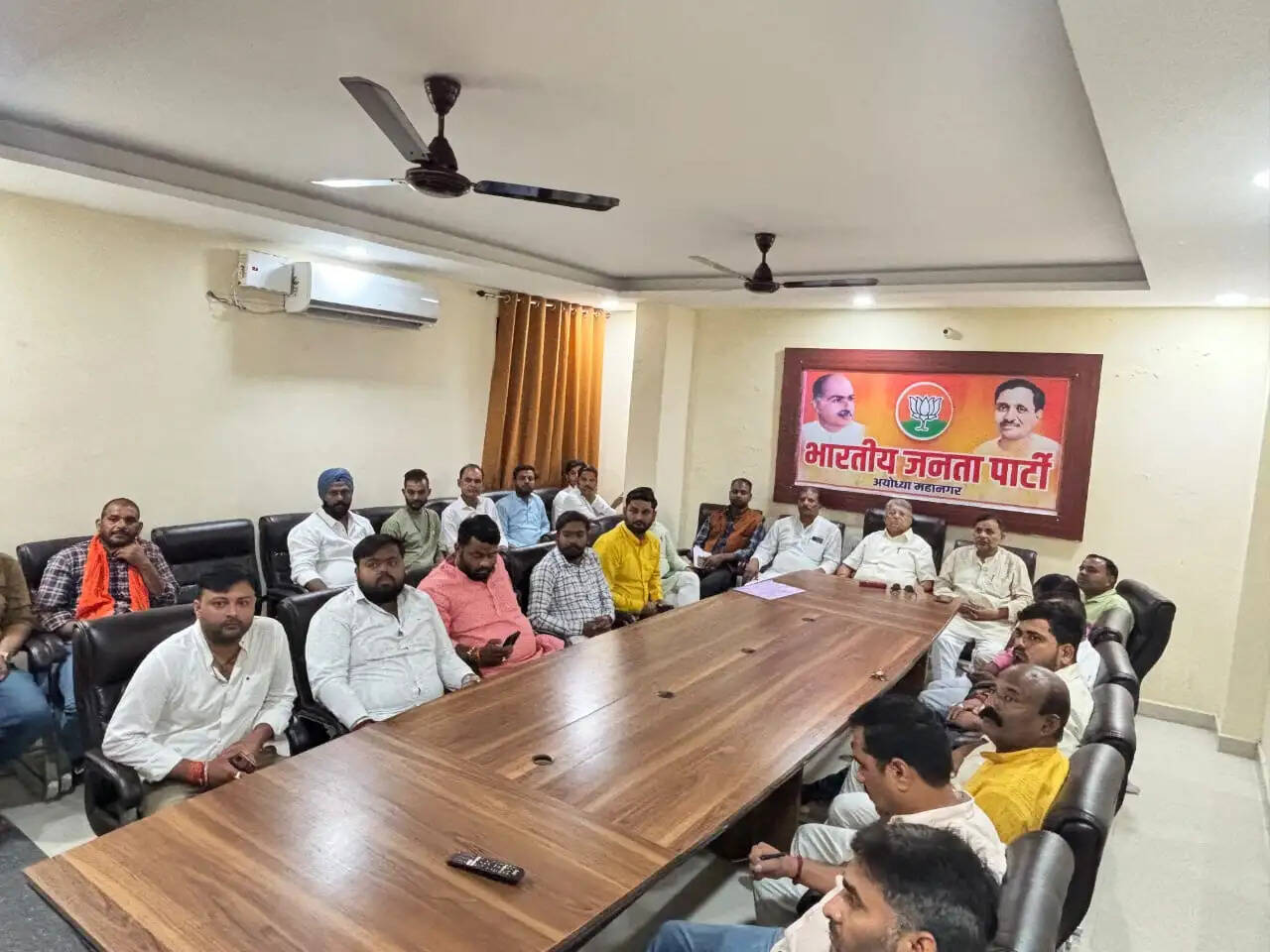 प्रधानमंत्री के विचारों से प्रेरित हुए कार्यकर्ता, मन की बात का बूथों पर हुआ सामूहिक श्रवण