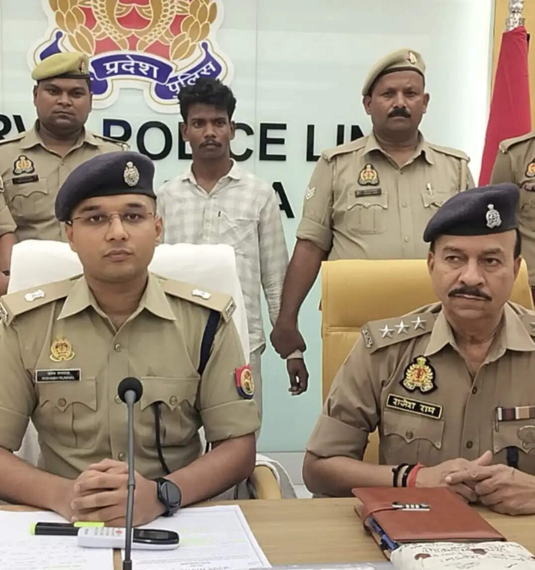 सोनभद्र :&nbsp;प्रेम प्रसंग के&nbsp;चलते&nbsp;में हुई थी दिनेश&nbsp;की&nbsp;हत्या, आरोपी गिरफ्तार