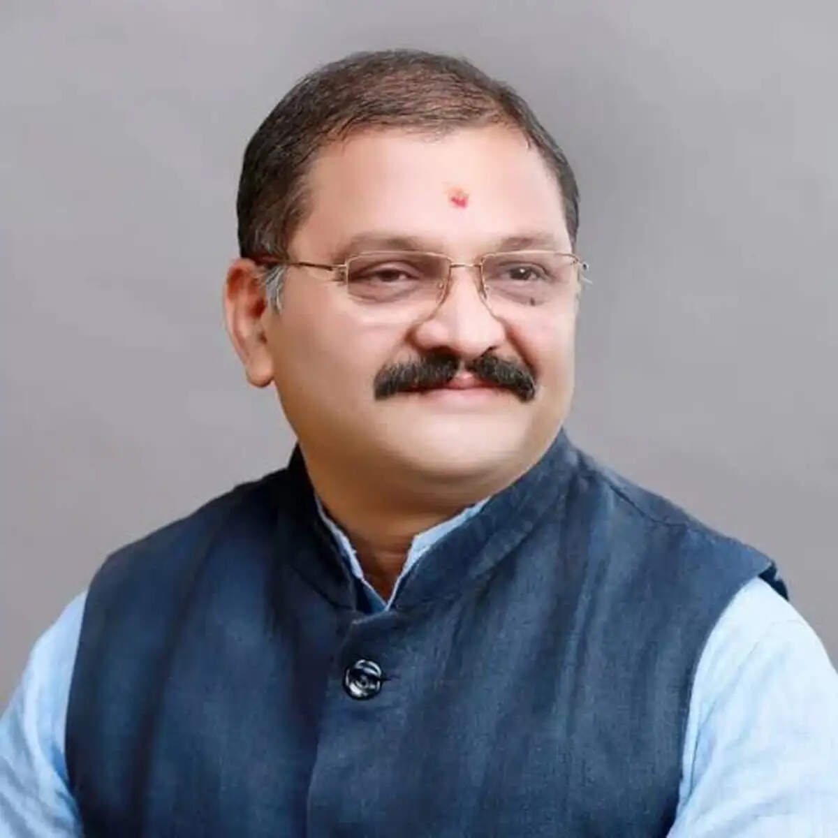 कांग्रेस अपनी अंतर्कलह और गुटबाजी को दूसरों पर मढ़ने की कोशिश न करे : भाजपा सांसद संतोष पाण्डेय