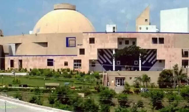 मप्रः छिंदवाड़ा में जहरीले कफ सीरप से बीमार बच्चों के इलाज पर 1.40 करोड़ खर्च, छह दवा कंपनियों पर हुई कार्रवाई