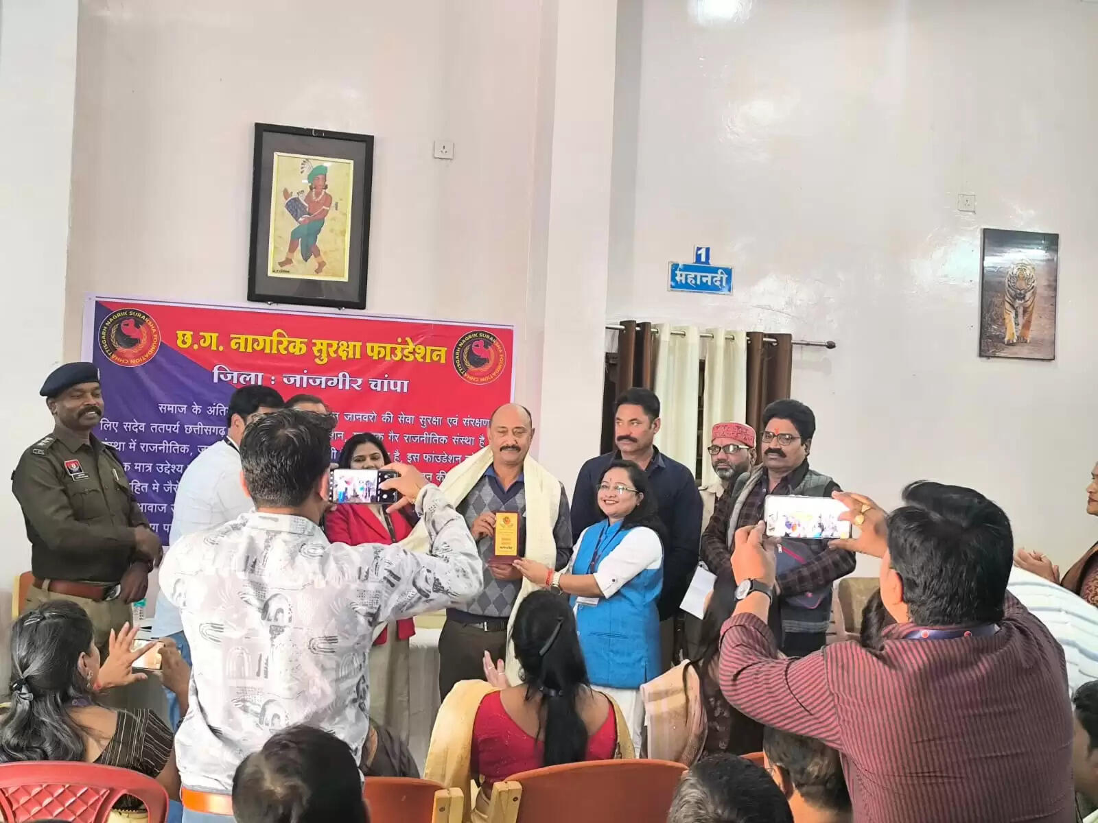 जांजगीर-चांपा: एसपी ने ‘समय बैंक’ मॉडल को बढ़ावा दिया, नशाबंदी और काउंसलिंग पर दिया जोर