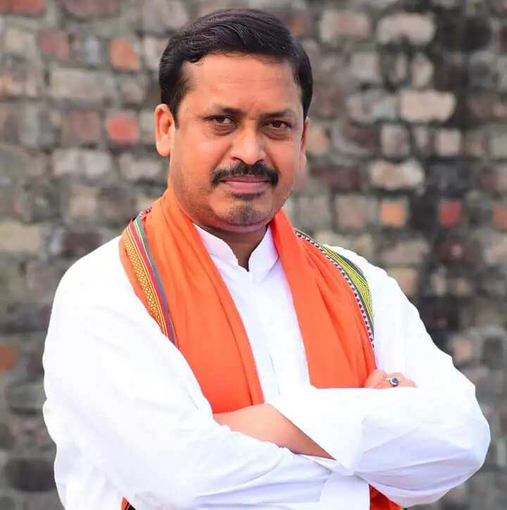 CBSE और ICSE बोर्ड परीक्षा में 75% से अधिक अंक के साथ उत्तीर्ण&nbsp; होने वाली छात्रा को मिले प्रोत्साहन राशि:सांसद