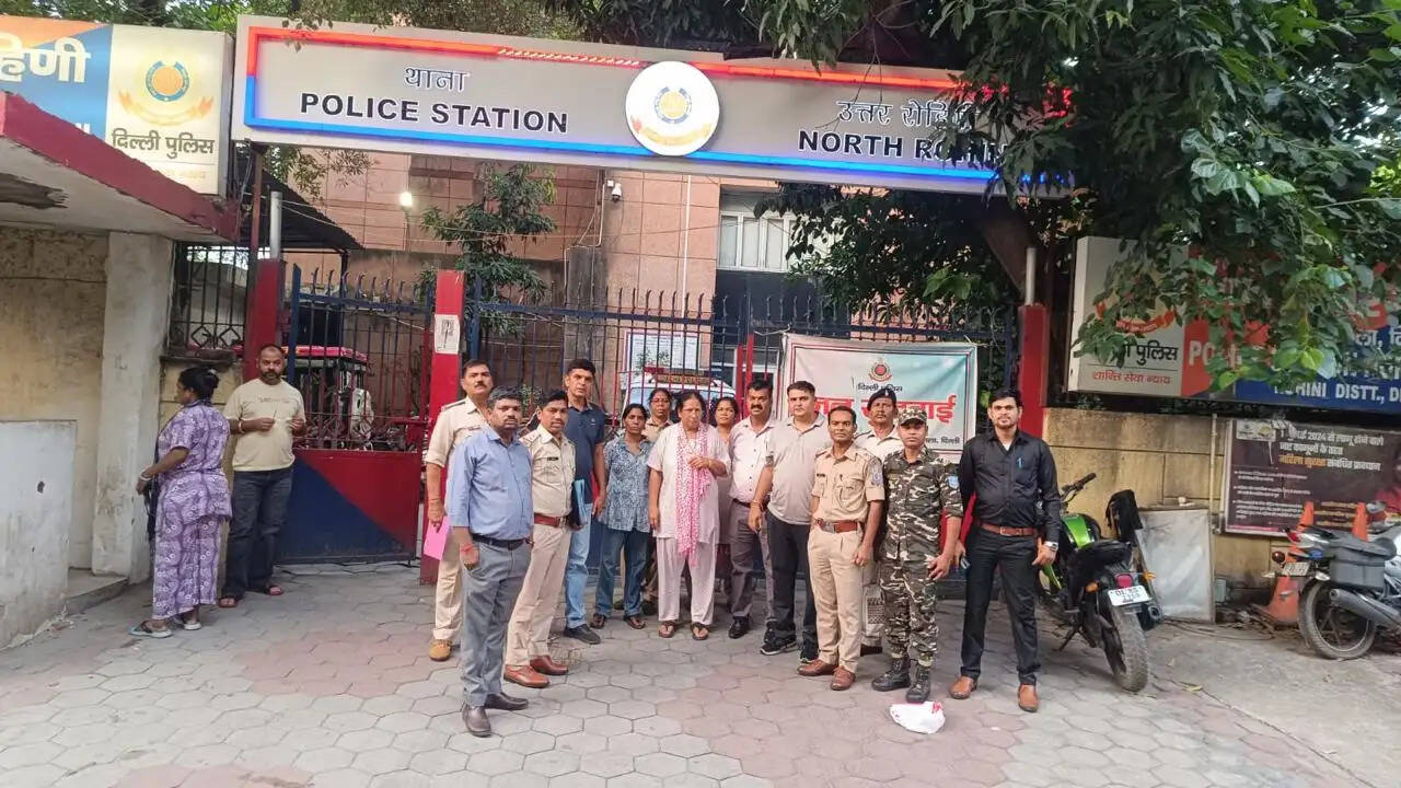 झारखंड की वांछित मानव तस्कर दिल्ली से गिरफ्तार, खूंटी की एक पीड़िता का किया गया रेस्क्यू