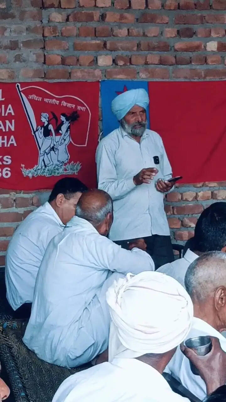 यमुनानगर : संयुक्त किसान मोर्चा ने शहीदों को नमन किया