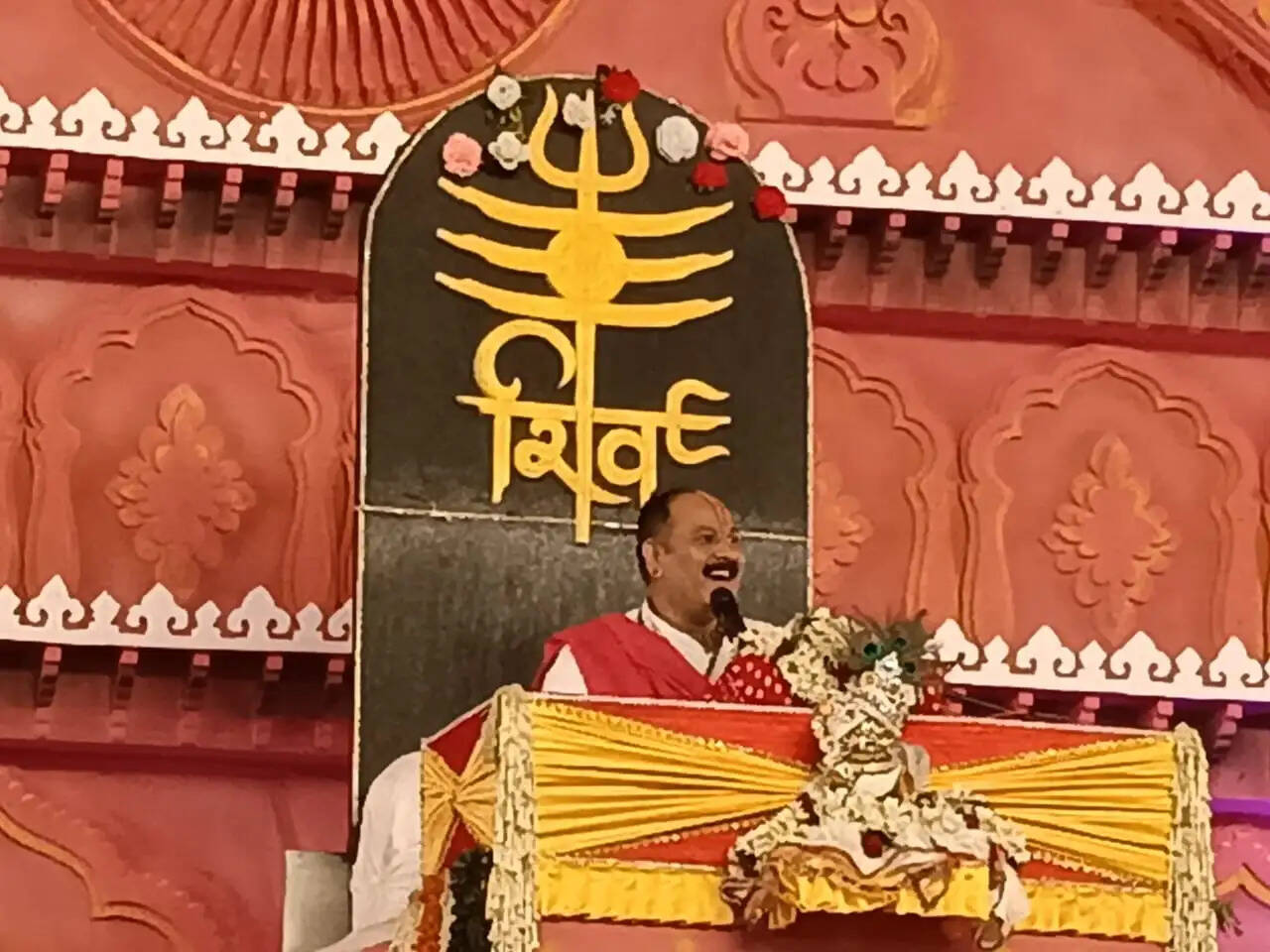 रांची में शिव महापुराण कथा का दूसरा दिन भक्ति में सराबोर, पंडित प्रदीप मिश्रा ने दिया सत्य और संयम का संदेश