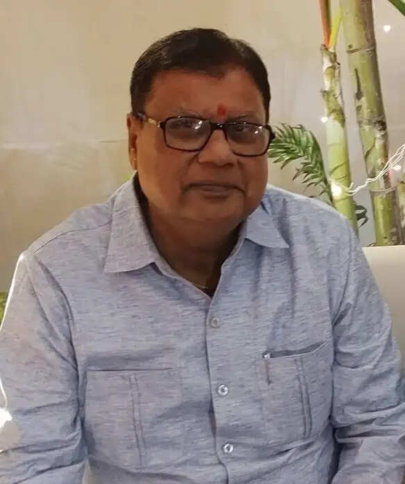किसान और गांव को आत्मनिर्भर बनाने की चुनौती