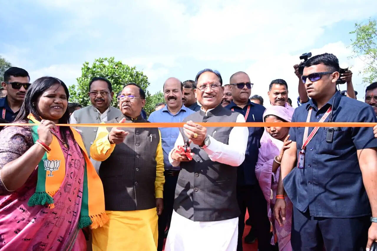 अंबिकापुर में तिलहन किसान मेले का भव्य आगाज, सीएम साय बोले- किसानों से किया हर वादा निभा रही सरकार