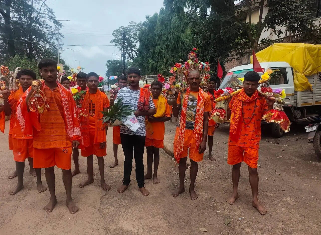 श्रावण के पहले सोमवार पर अमरकंटक में उमड़ी शिवभक्तों की भीड़, जलाभिषेक और पूजन से गूंजे शिवालय