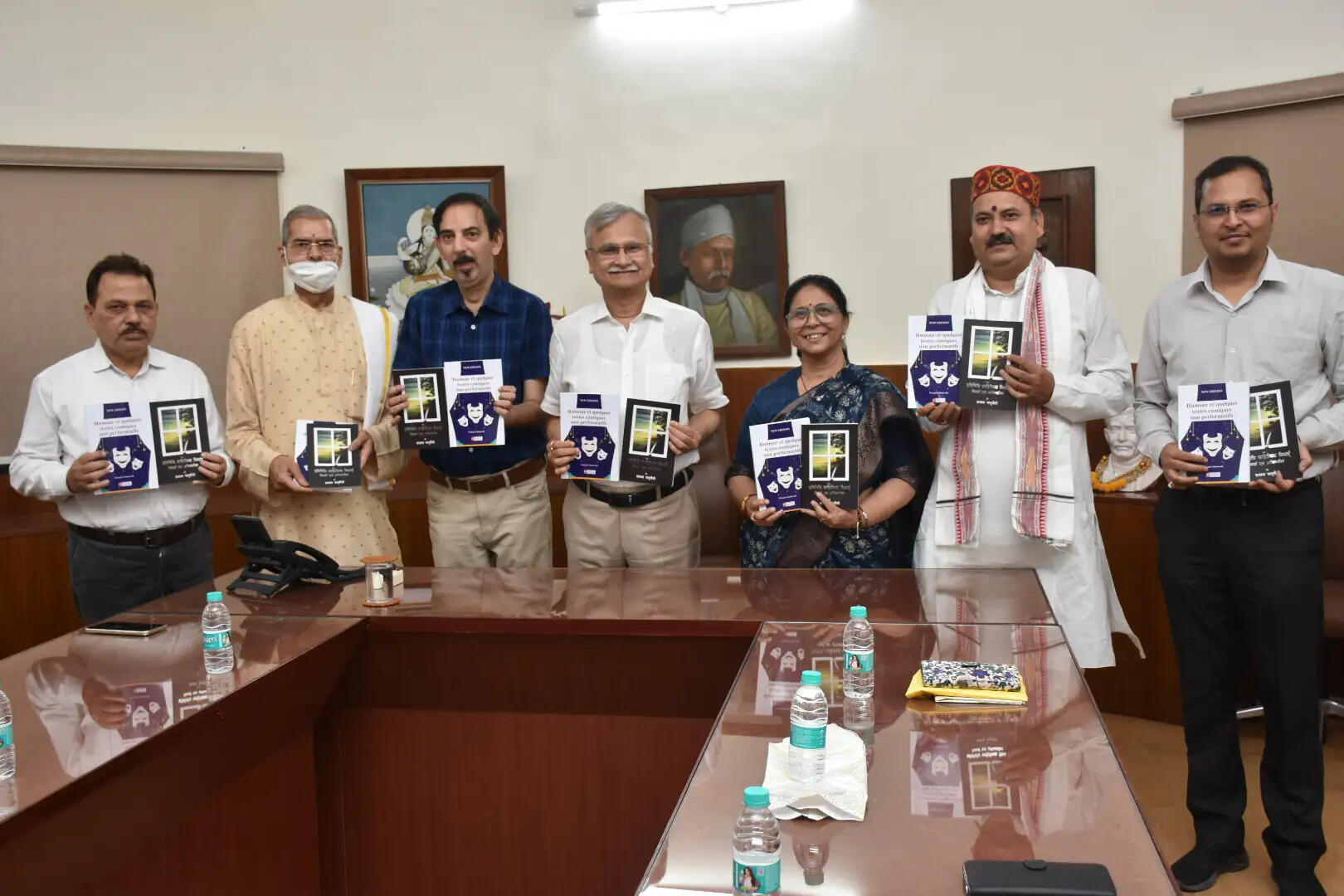 बीएचयू के फ्रांसीसी विभागाध्यक्ष की दो पुस्तकों का लोकार्पण, कुलपति ने सराहा